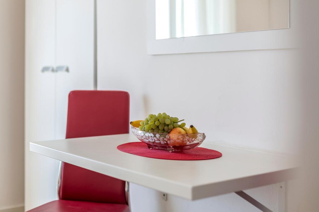 Hvar De Luxe Apartments Хвар Екстериор снимка