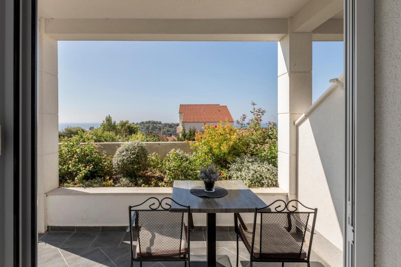 Hvar De Luxe Apartments Хвар Екстериор снимка