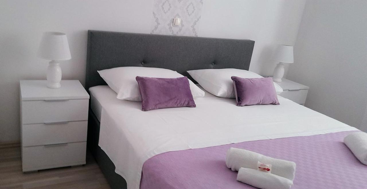 Hvar De Luxe Apartments Хвар Екстериор снимка