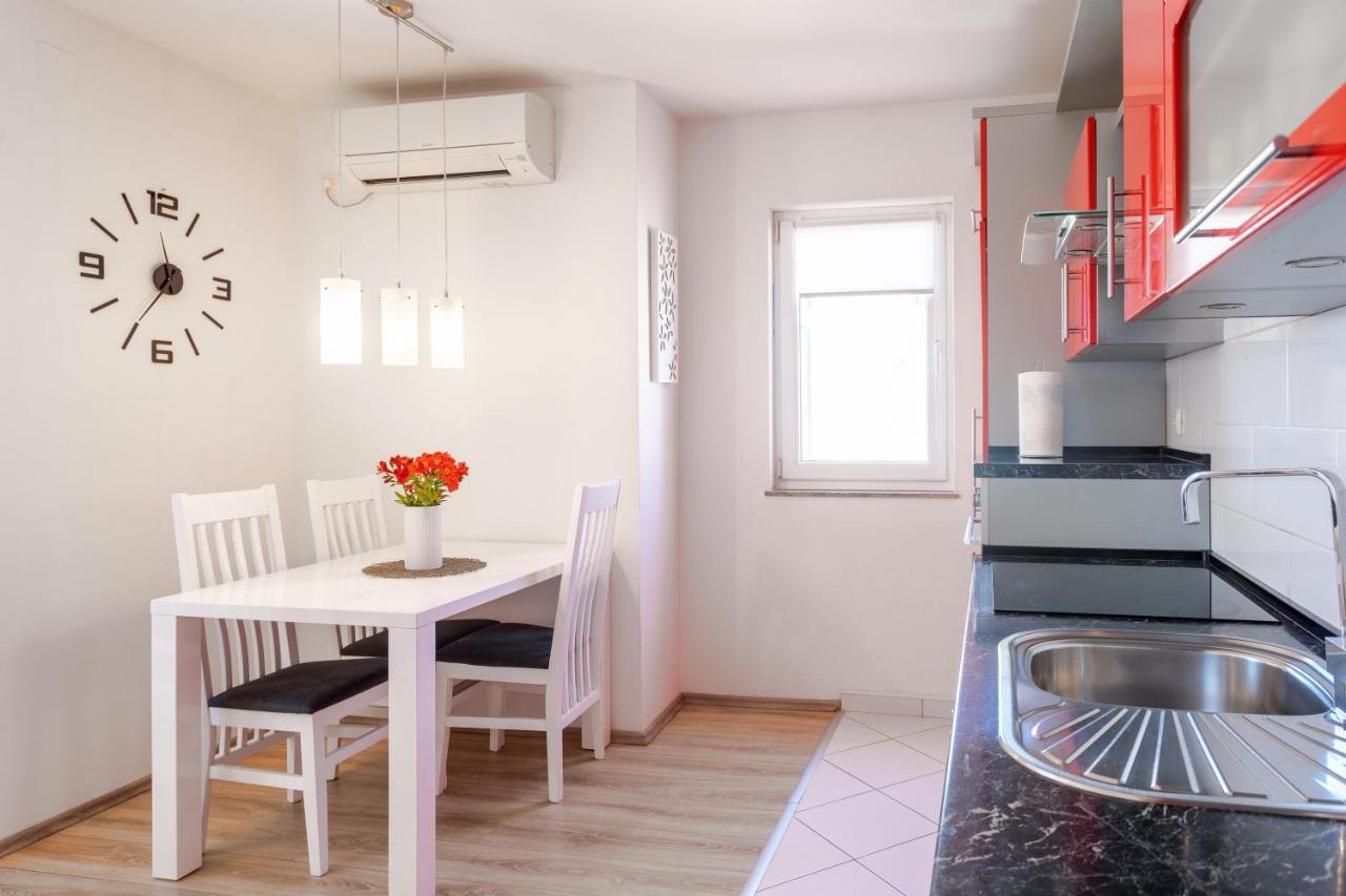 Hvar De Luxe Apartments Хвар Екстериор снимка